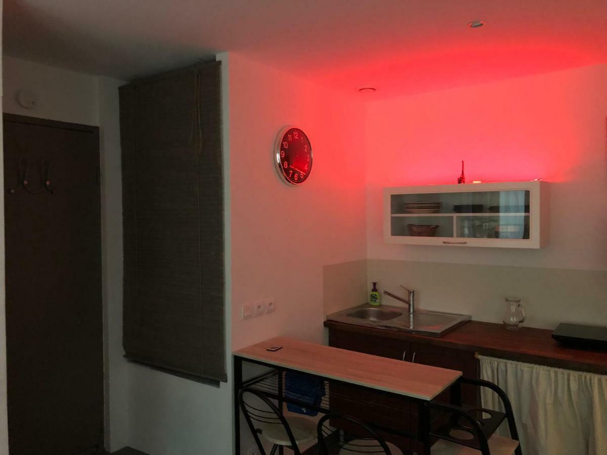 Lulu Philippe Apartment Сент Етиен Екстериор снимка