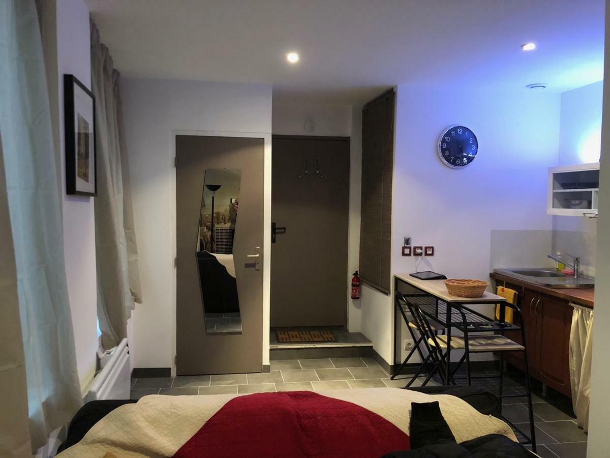 Lulu Philippe Apartment Сент Етиен Екстериор снимка