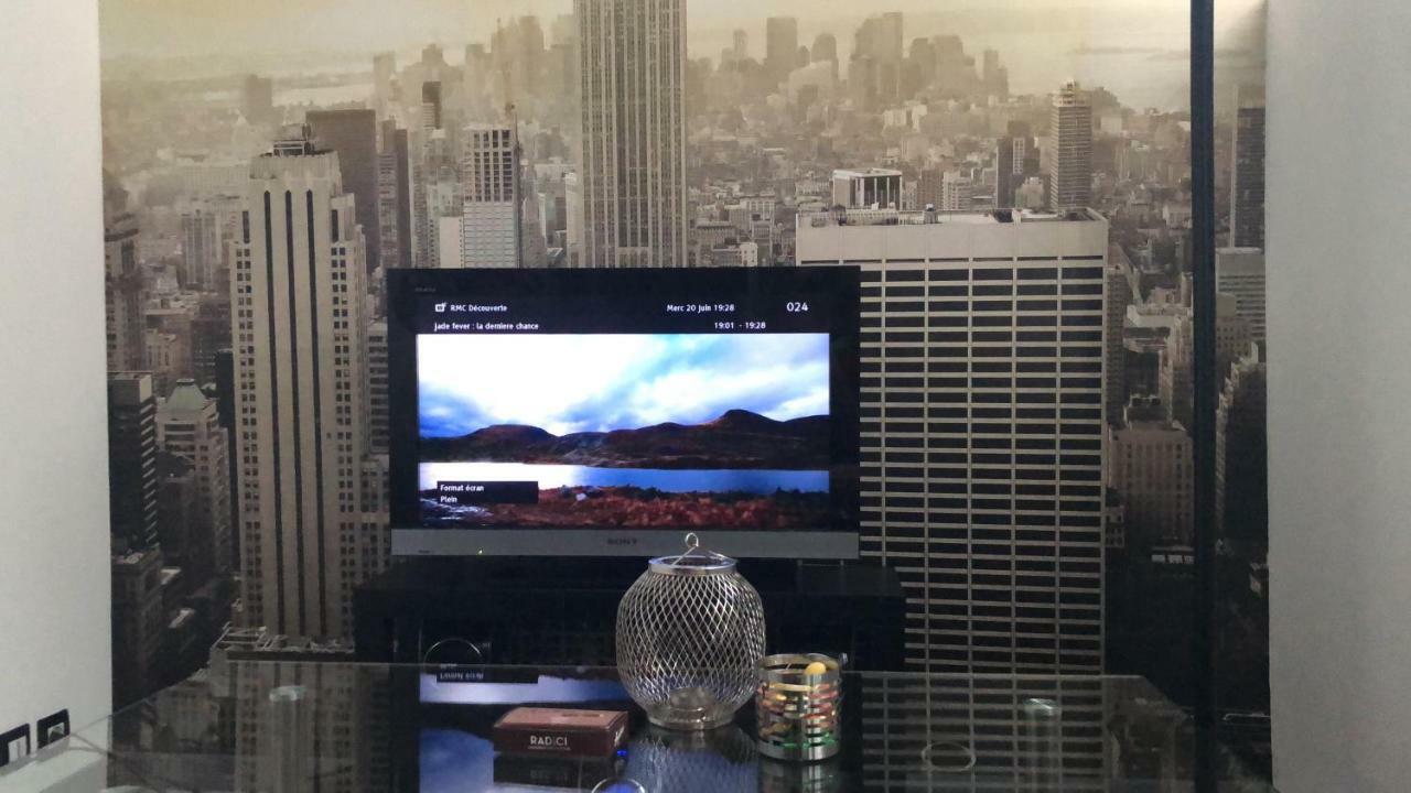 Lulu Philippe Apartment Сент Етиен Екстериор снимка