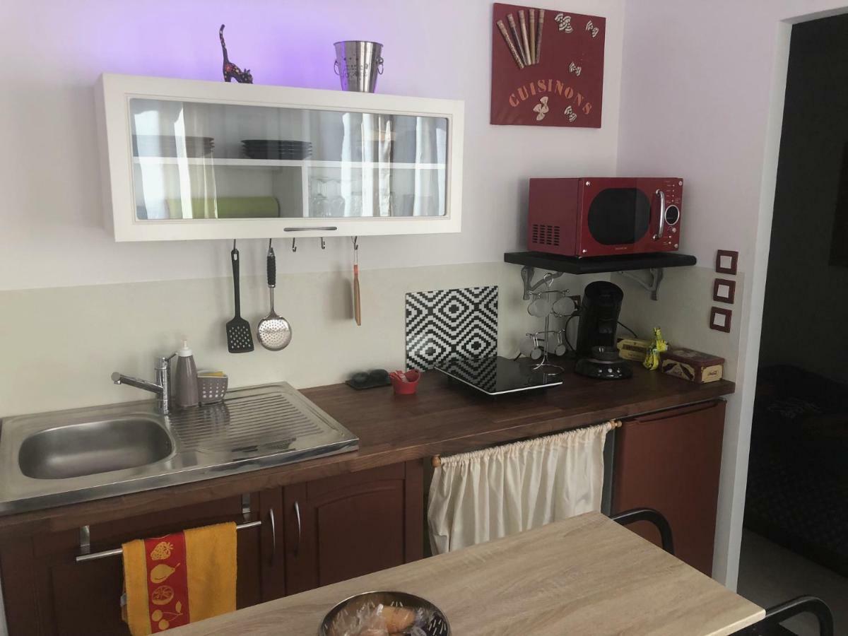Lulu Philippe Apartment Сент Етиен Екстериор снимка
